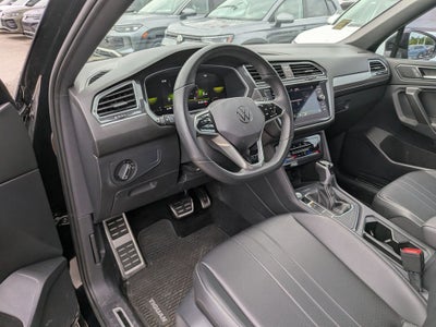 2023 Volkswagen Tiguan 2.0T SE R-Line Black