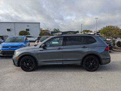 2022 Volkswagen Tiguan 2.0T SE R-Line Black