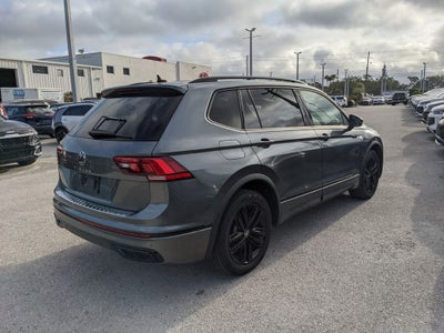 2022 Volkswagen Tiguan 2.0T SE R-Line Black