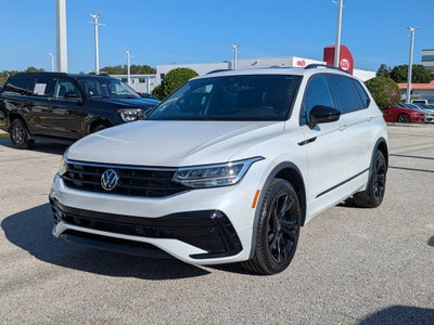 2023 Volkswagen Tiguan 2.0T SE R-Line Black