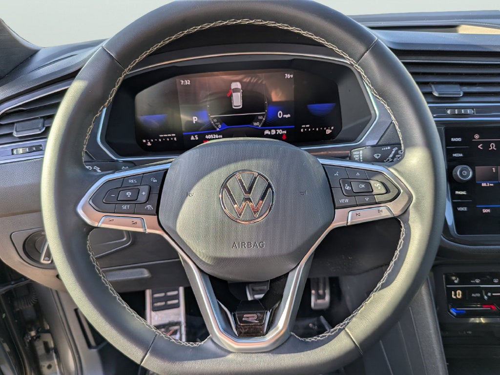2023 Volkswagen Tiguan 2.0T SE R-Line Black