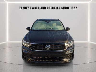 2023 Volkswagen Tiguan 2.0T SE R-Line Black