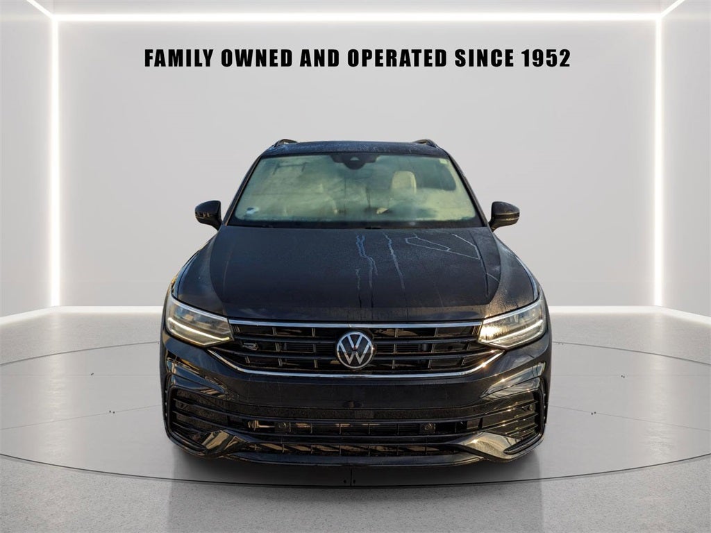 2023 Volkswagen Tiguan 2.0T SE R-Line Black