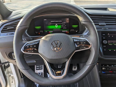 2022 Volkswagen Tiguan 2.0T SE R-Line Black