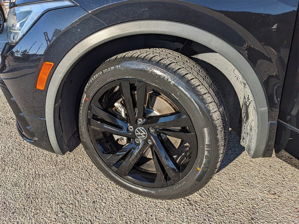 2023 Volkswagen Tiguan 2.0T SE R-Line Black
