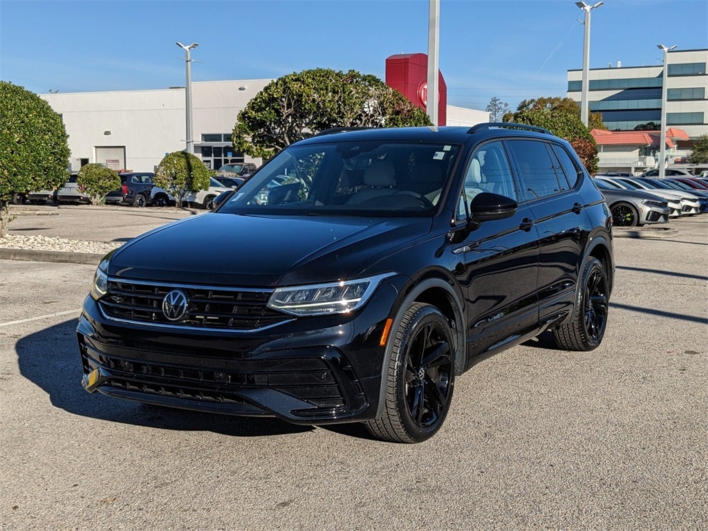 2023 Volkswagen Tiguan 2.0T SE R-Line Black