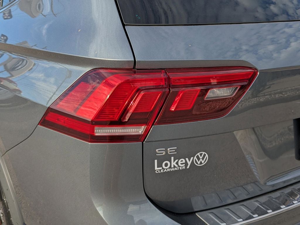 2023 Volkswagen Tiguan 2.0T SE R-Line Black