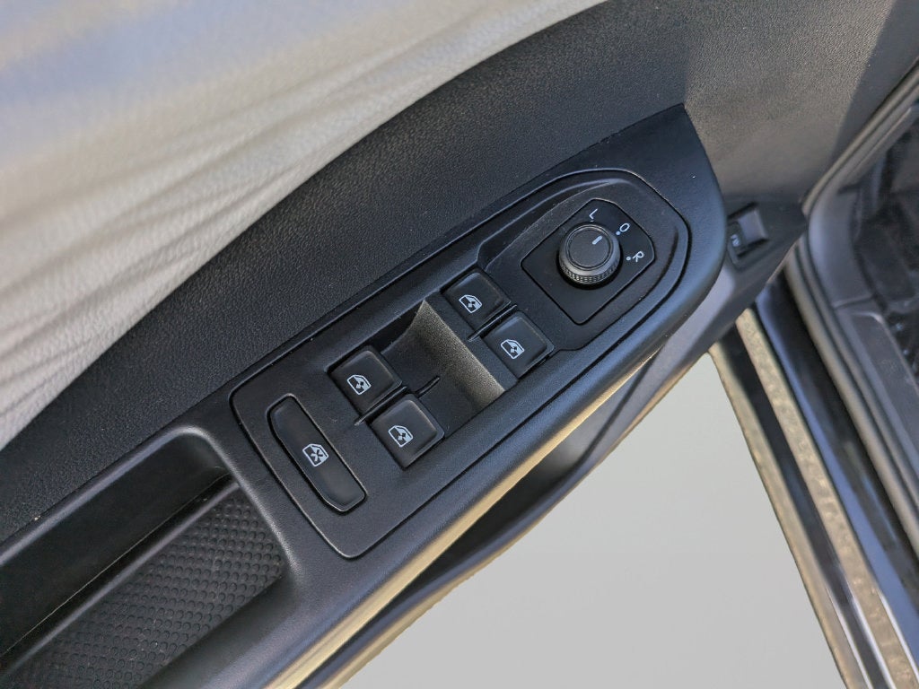 2022 Volkswagen Taos 1.5T S