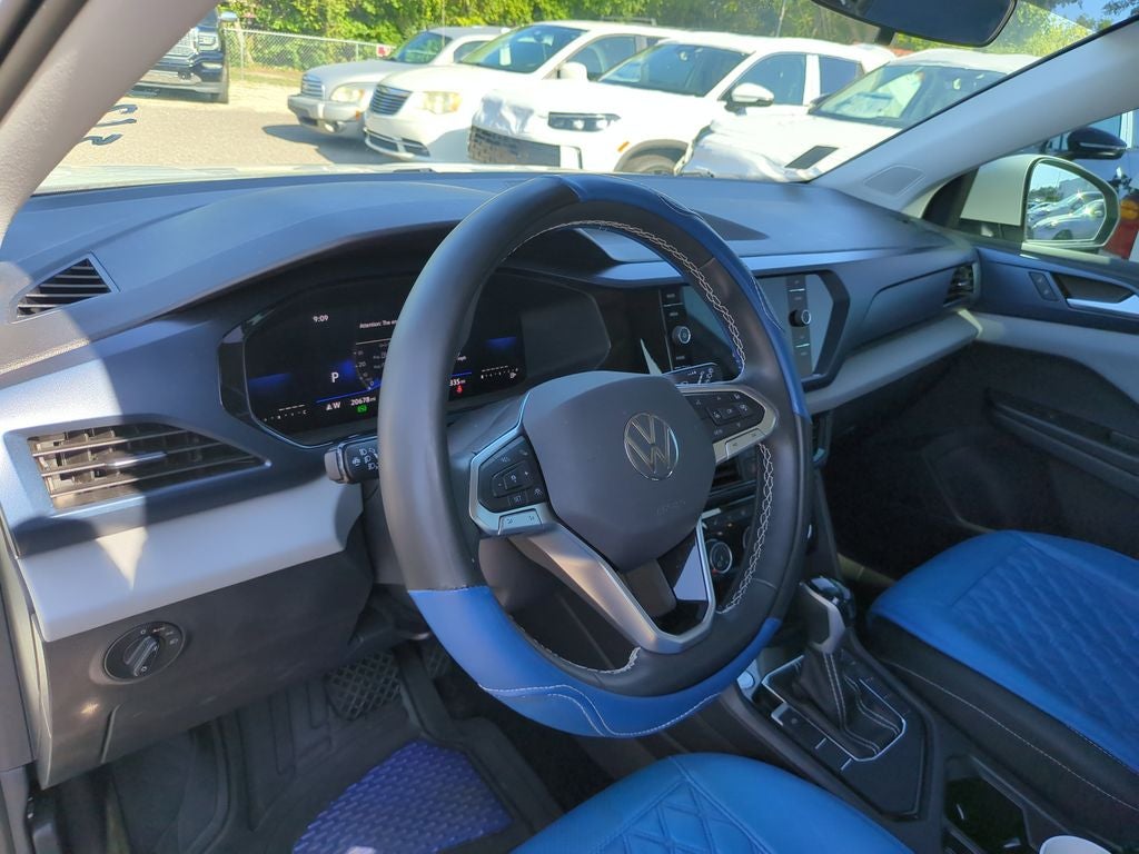 2023 Volkswagen Taos 1.5T SE