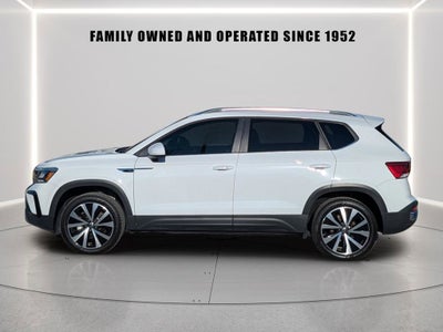 2023 Volkswagen Taos 1.5T SE