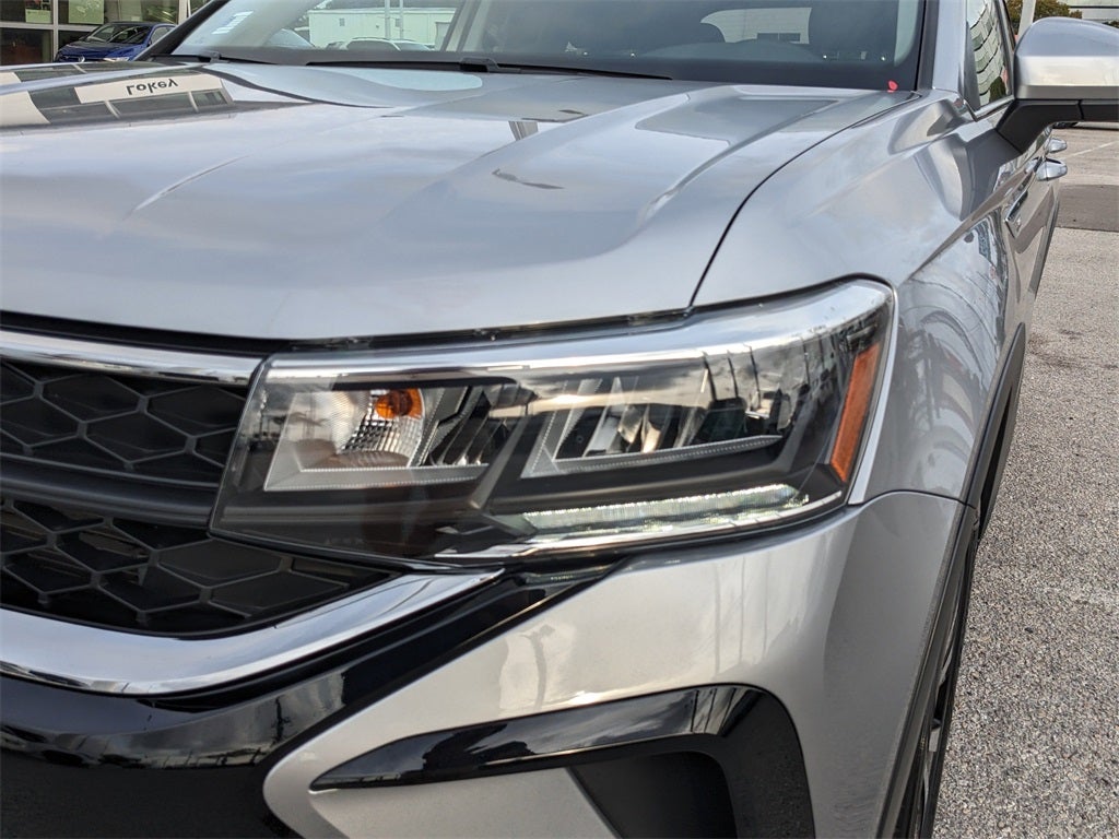 2023 Volkswagen Taos 1.5T SE