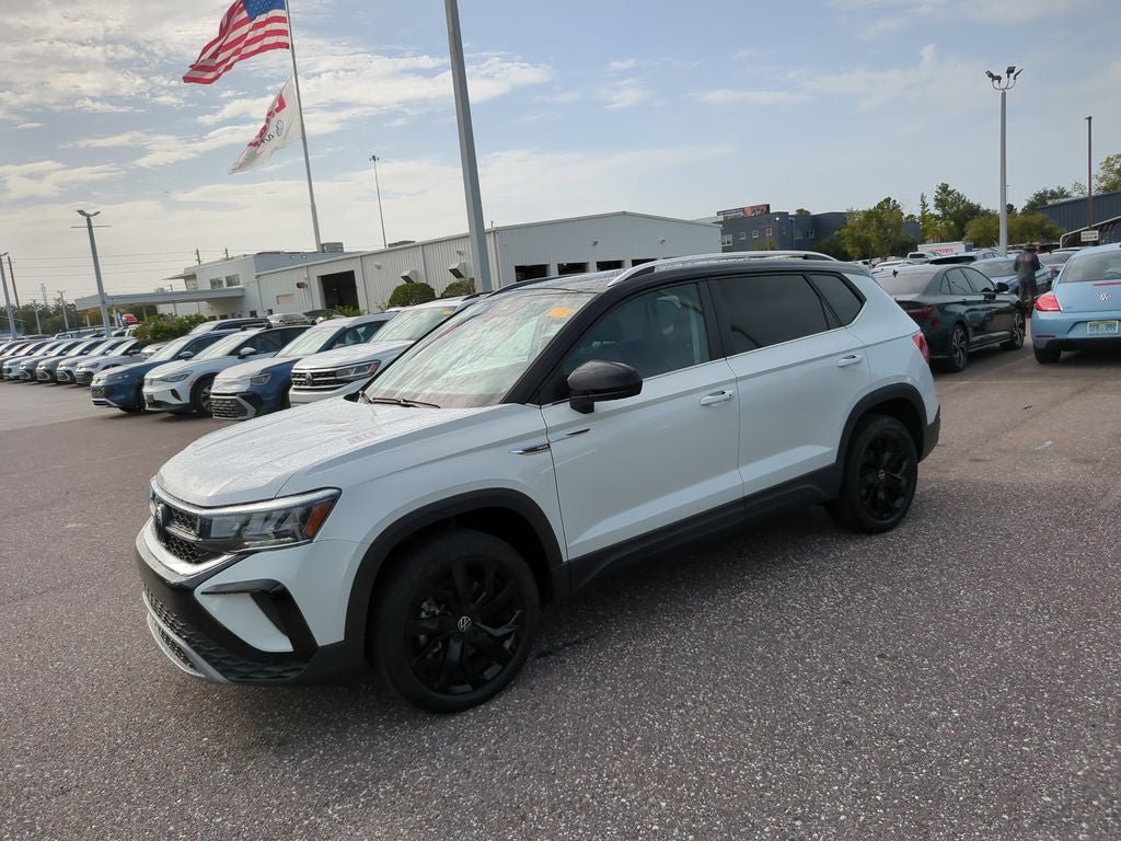 2023 Volkswagen Taos 1.5T SE