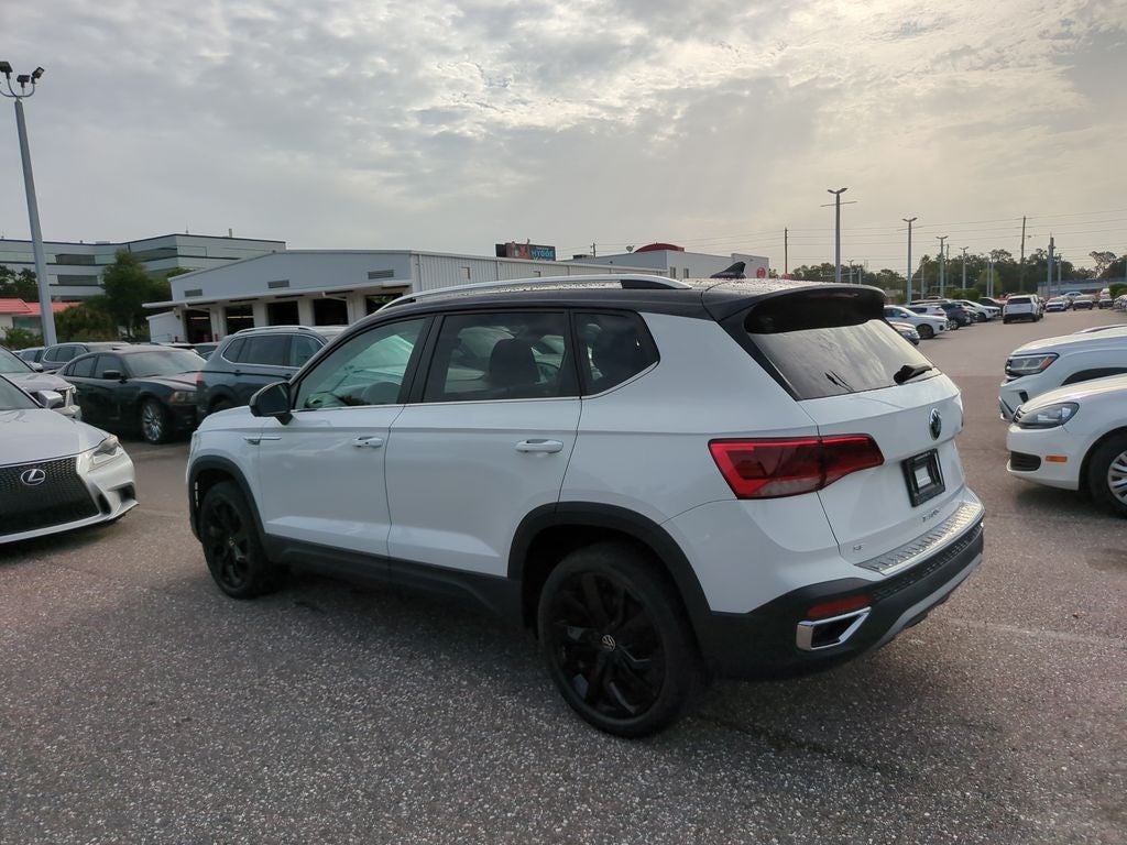 2023 Volkswagen Taos 1.5T SE