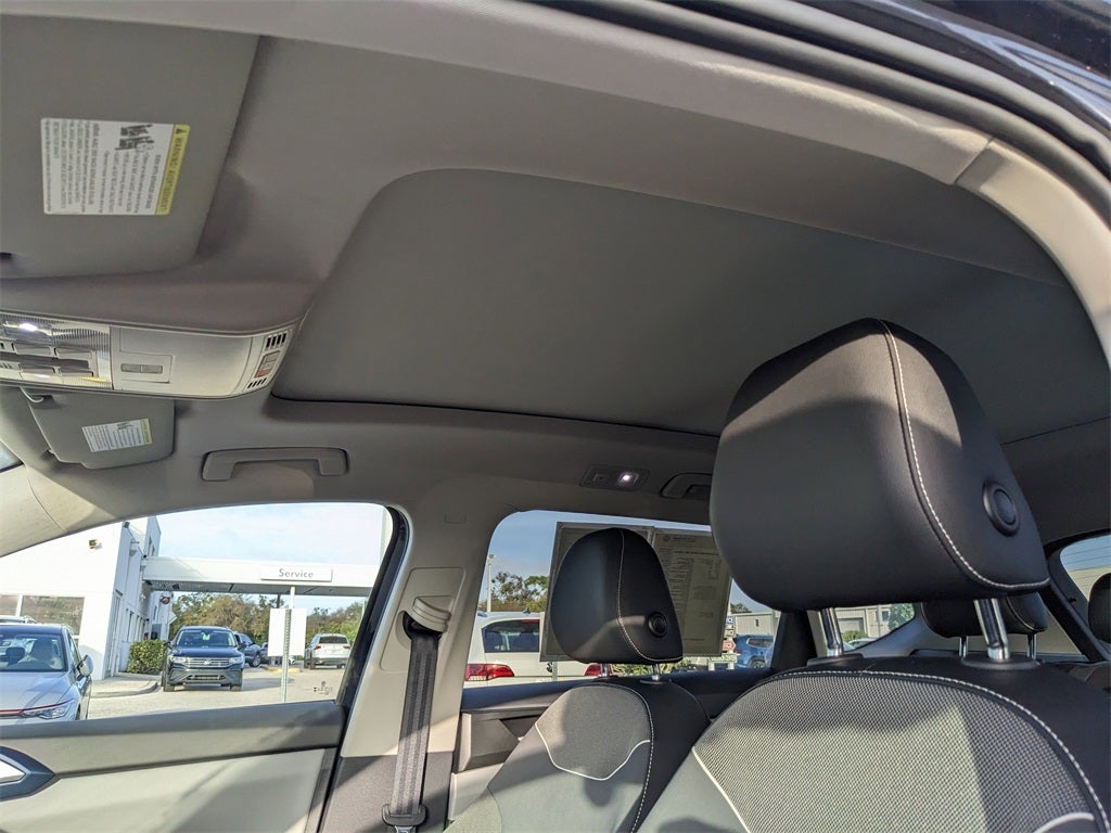 2023 Volkswagen Taos 1.5T SE