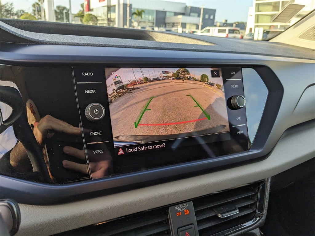 2023 Volkswagen Taos 1.5T SE