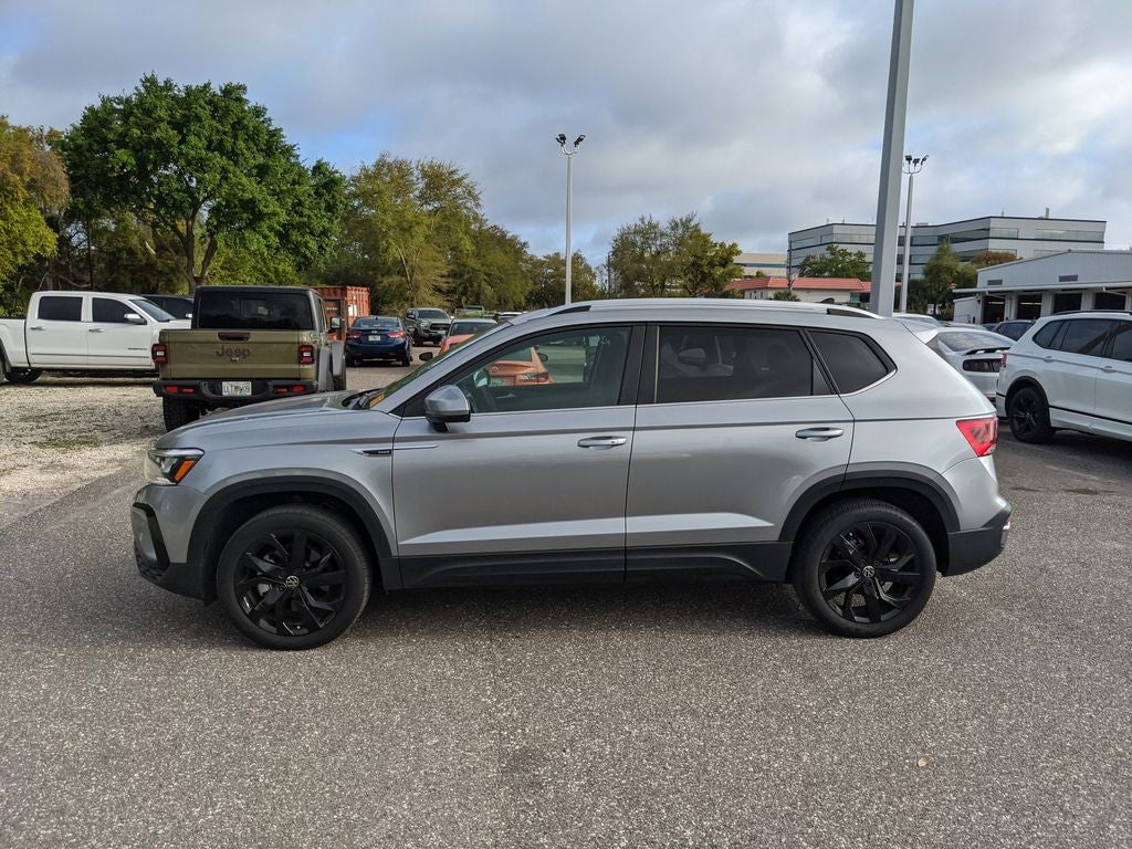 2023 Volkswagen Taos 1.5T SE