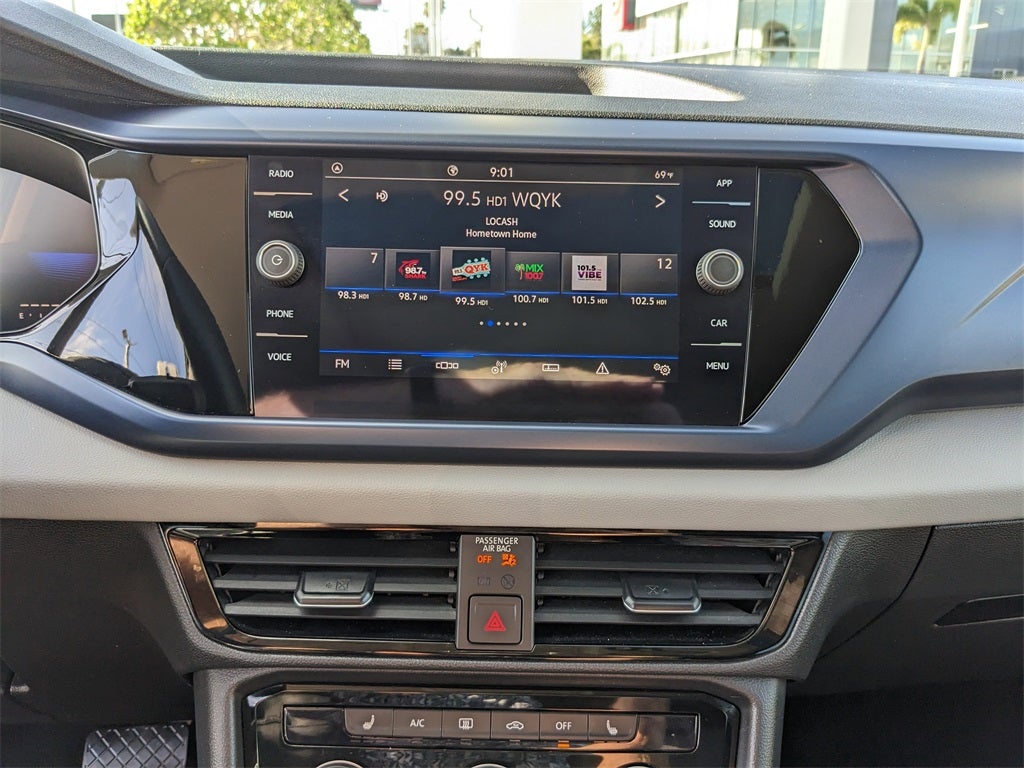 2023 Volkswagen Taos 1.5T SE