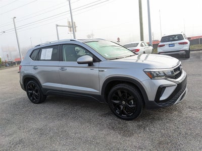 2023 Volkswagen Taos 1.5T SE