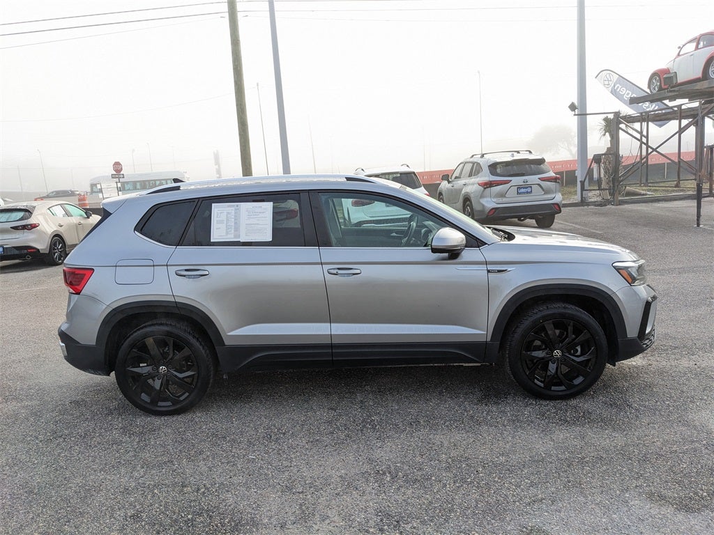 2023 Volkswagen Taos 1.5T SE