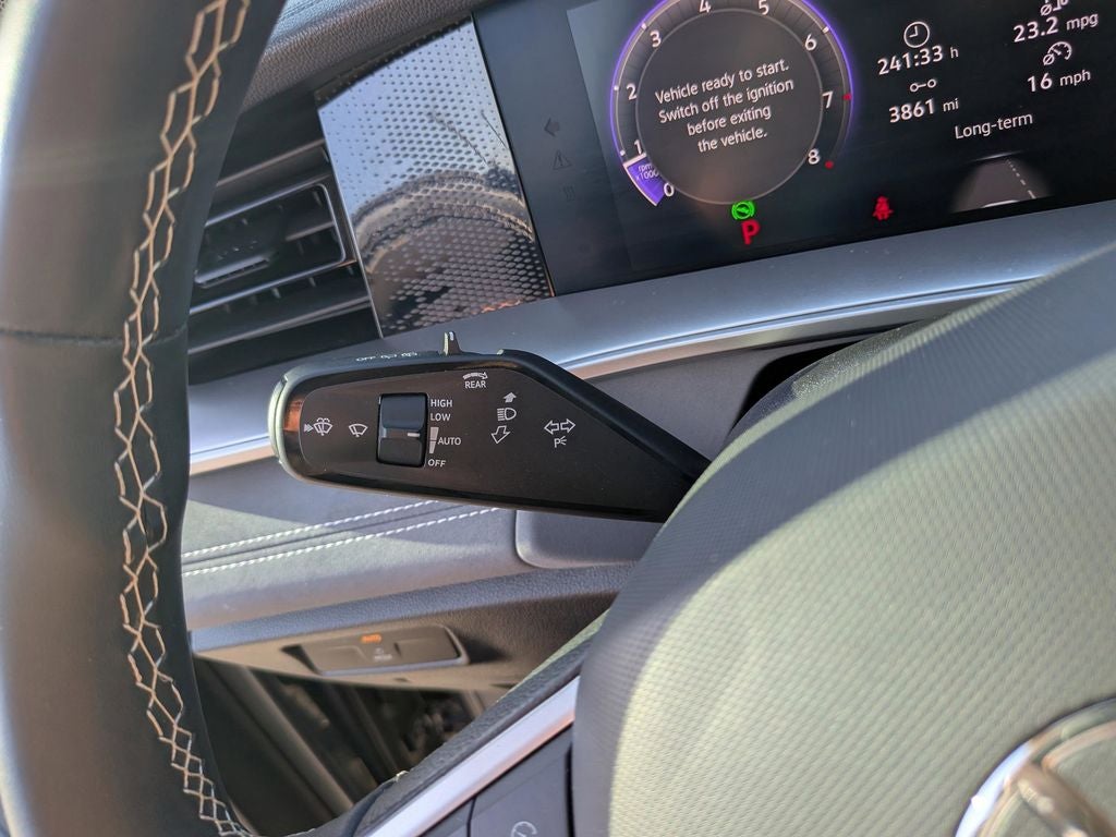 2025 Volkswagen Tiguan 2.0T SE