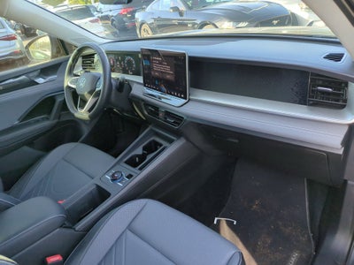 2025 Volkswagen Tiguan 2.0T SE