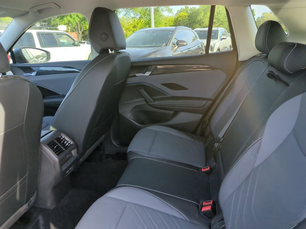 2025 Volkswagen Tiguan 2.0T SE