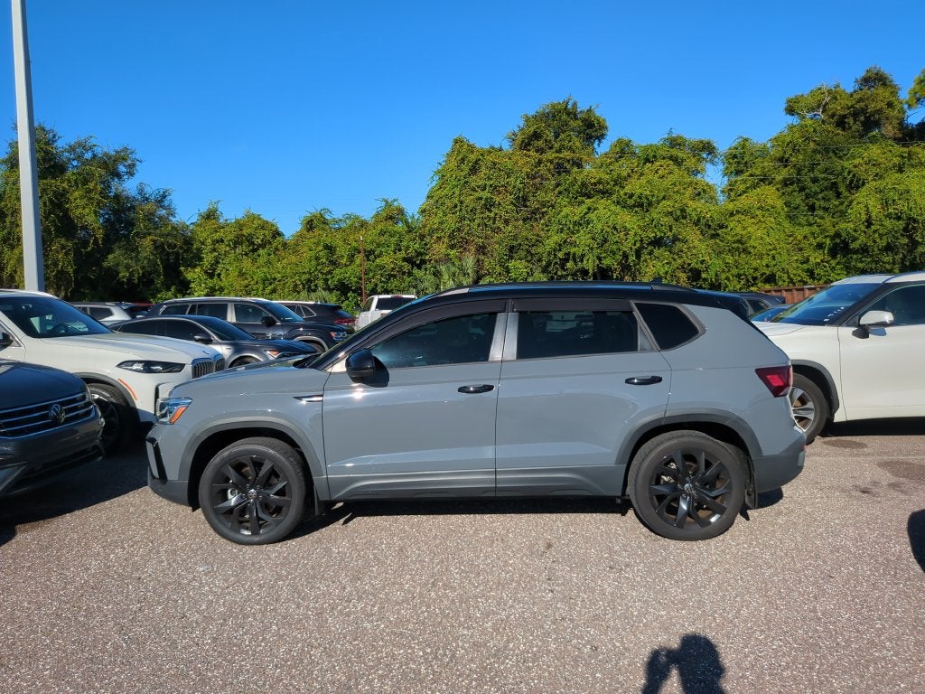 2024 Volkswagen Taos 1.5T SE