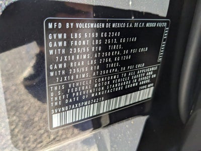 2023 Volkswagen Tiguan 2.0T SE