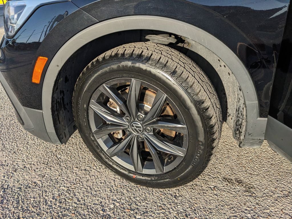 2024 Volkswagen Tiguan 2.0T SE