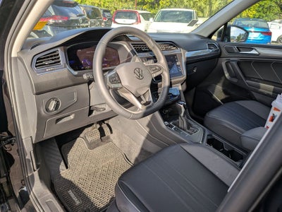 2023 Volkswagen Tiguan 2.0T SE