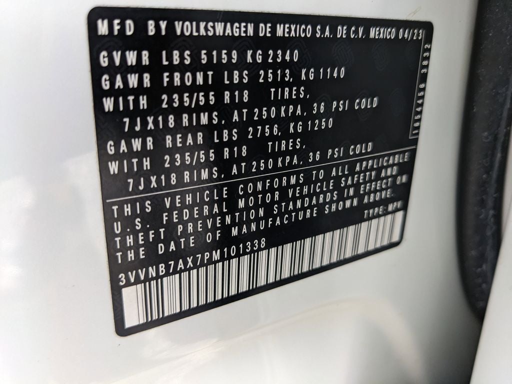 2023 Volkswagen Tiguan 2.0T SE