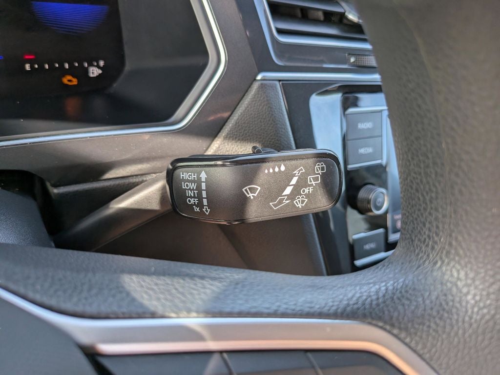 2023 Volkswagen Tiguan 2.0T S