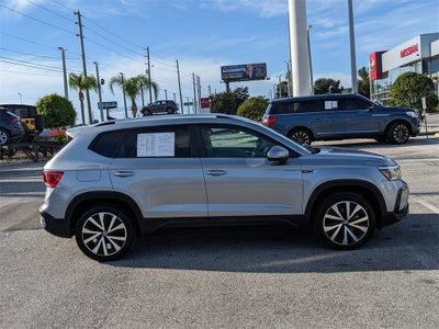 2022 Volkswagen Taos 1.5T SE