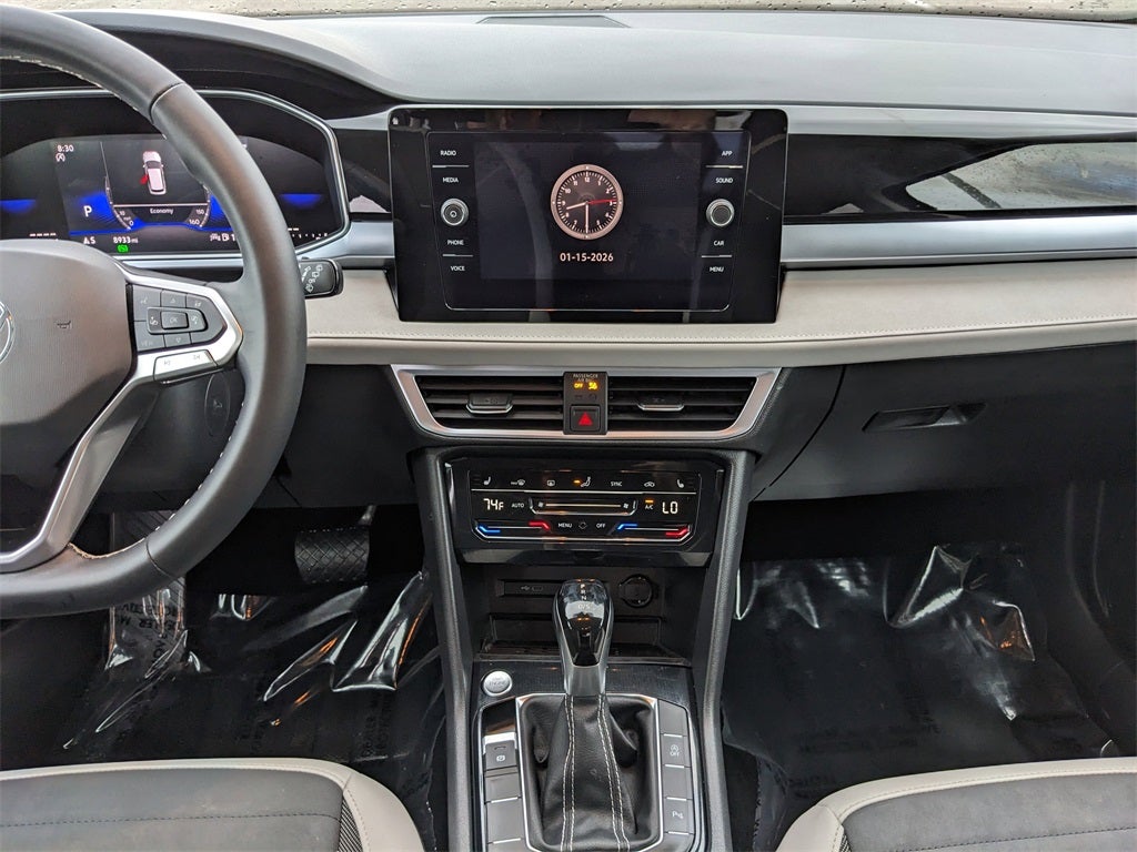 2025 Volkswagen Taos 1.5T SE