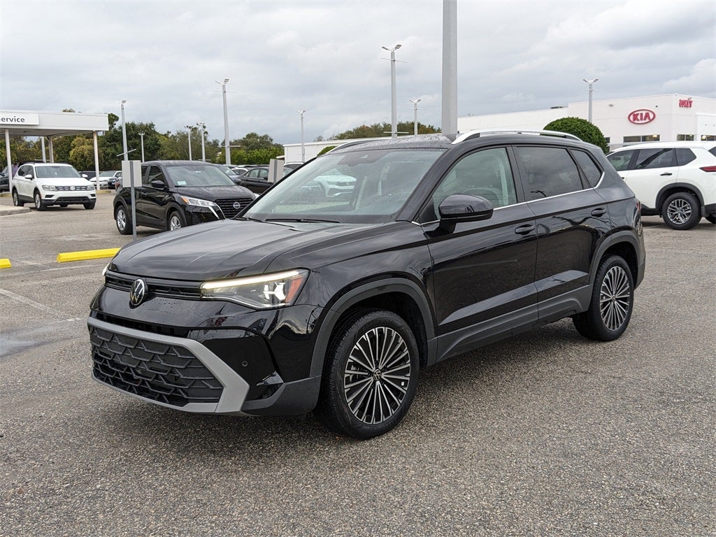 2025 Volkswagen Taos 1.5T SE