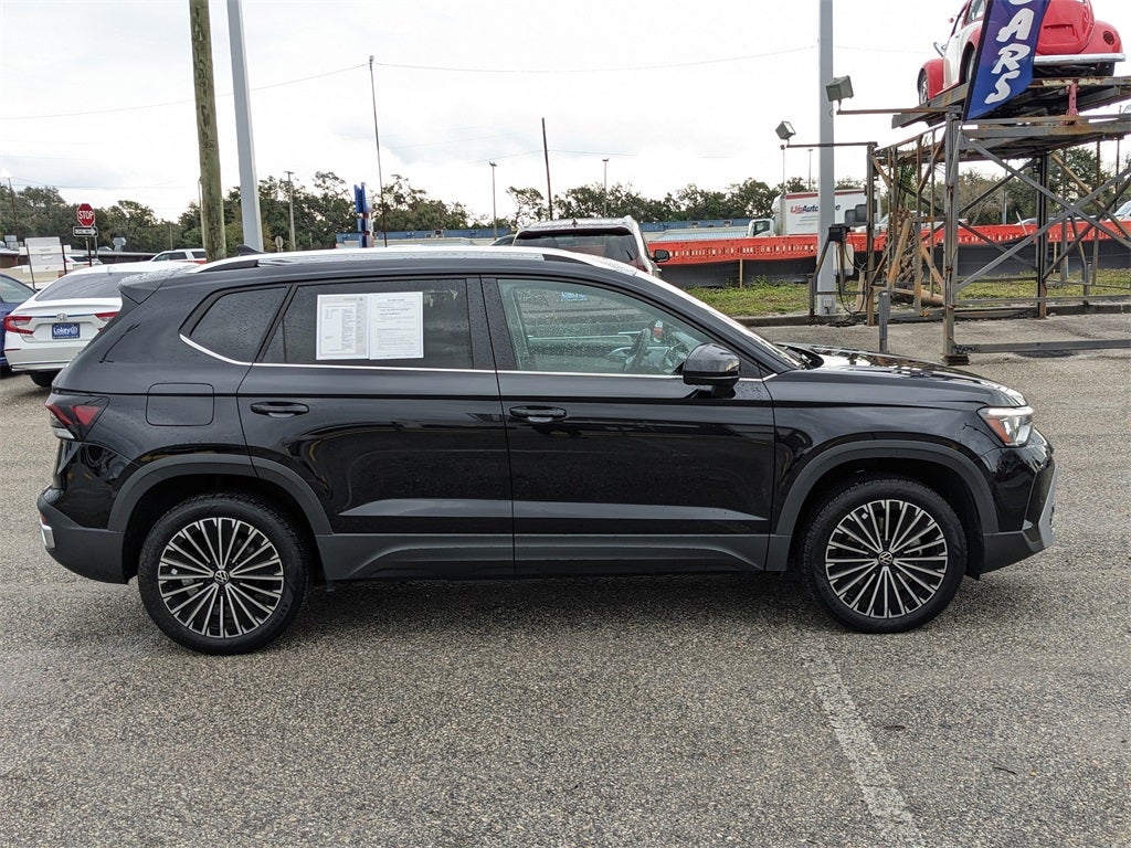 2025 Volkswagen Taos 1.5T SE