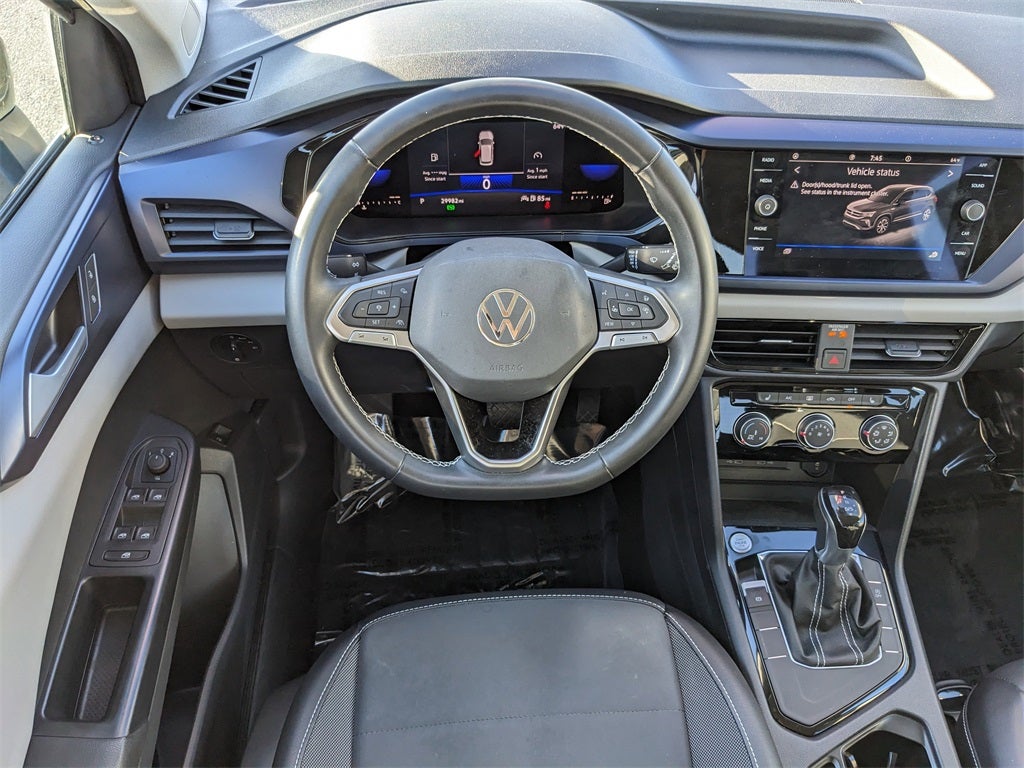 2023 Volkswagen Taos 1.5T SE