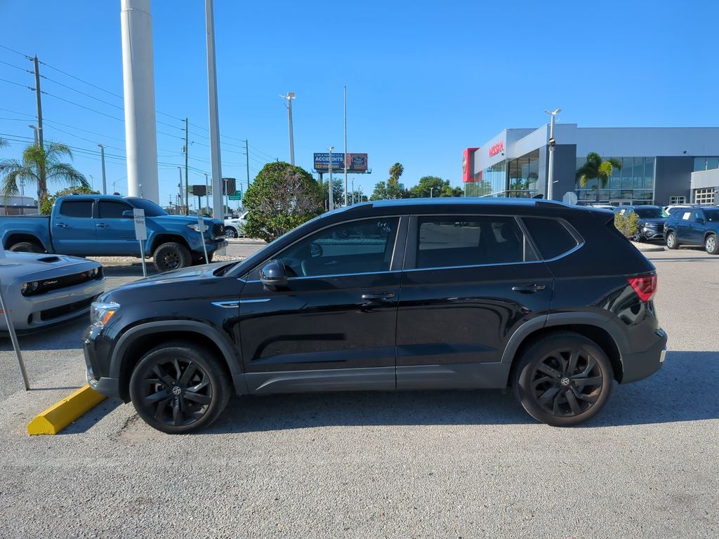 2023 Volkswagen Taos 1.5T SE