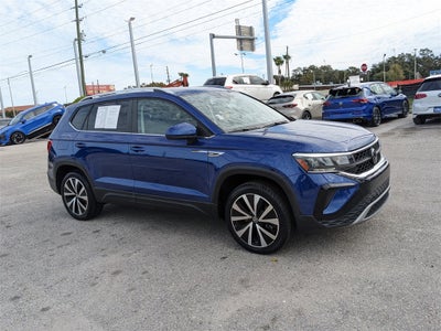 2023 Volkswagen Taos 1.5T SE