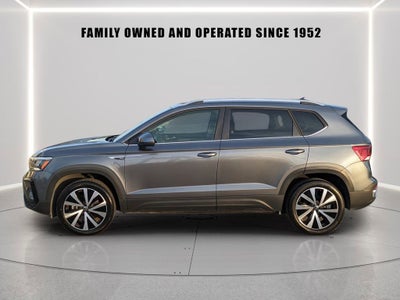 2024 Volkswagen Taos 1.5T SE