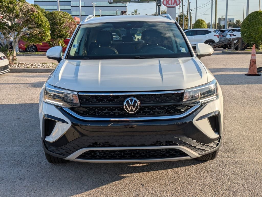 2024 Volkswagen Taos 1.5T SE