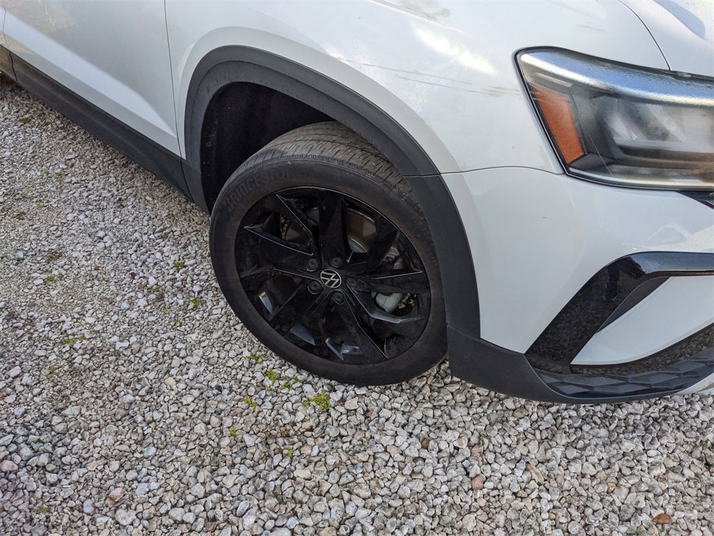 2022 Volkswagen Taos 1.5T SE