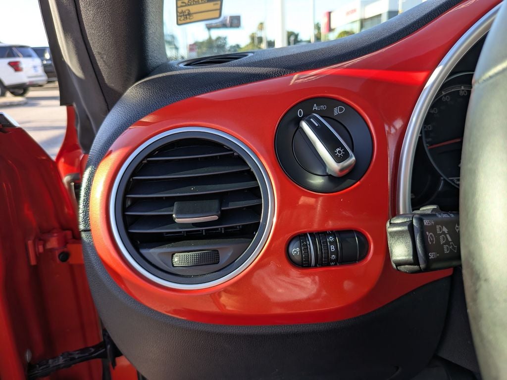 2019 Volkswagen Beetle Convertible 2.0T S