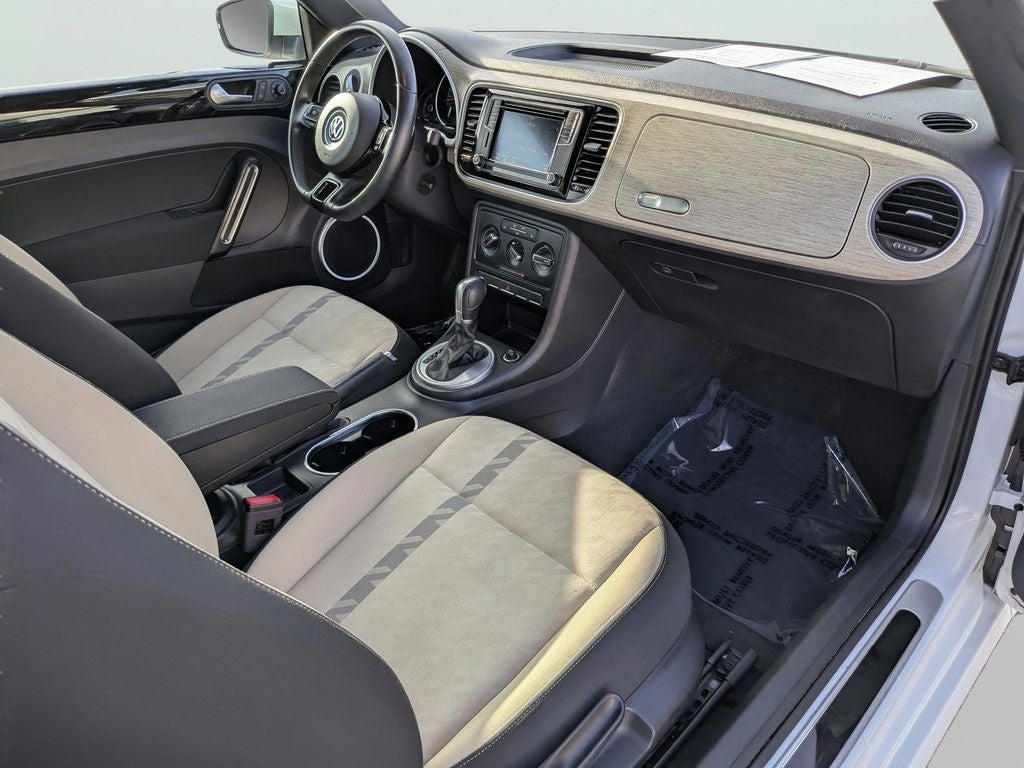 2018 Volkswagen Beetle 2.0T Coast