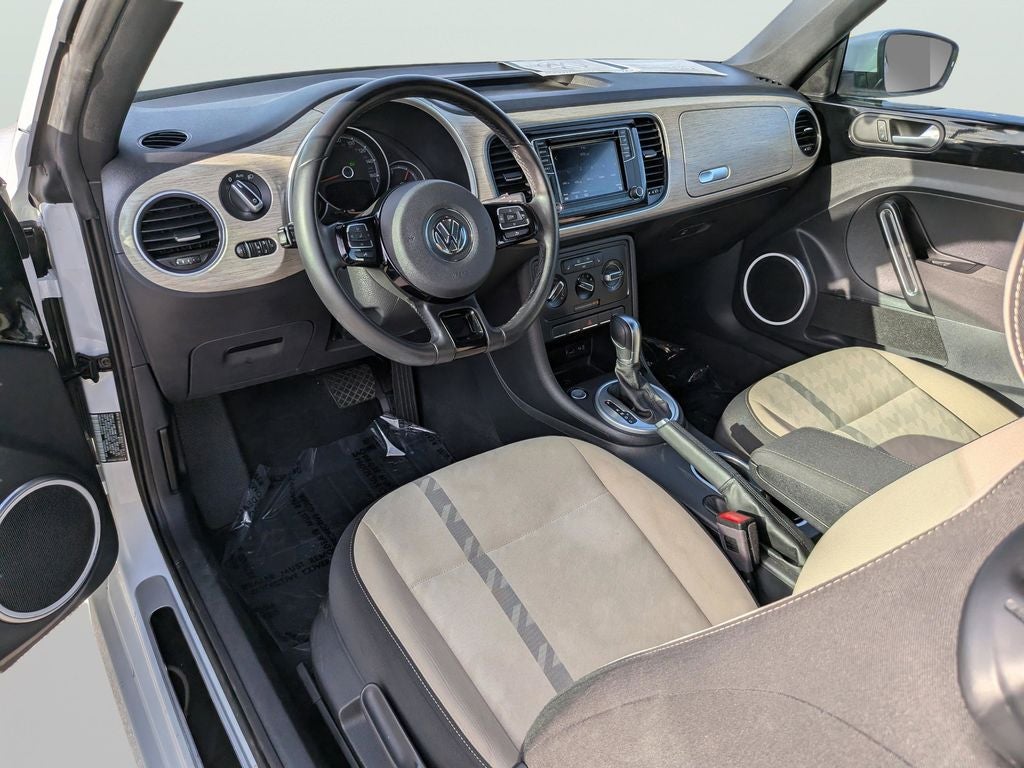 2018 Volkswagen Beetle 2.0T Coast
