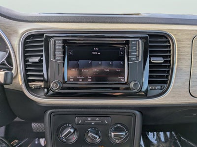 2018 Volkswagen Beetle 2.0T Coast