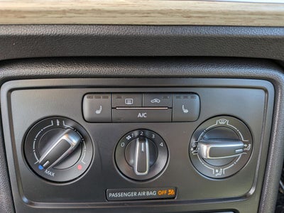 2018 Volkswagen Beetle 2.0T Coast