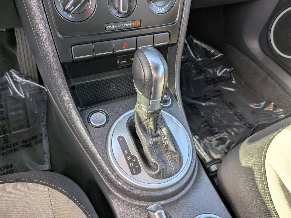2018 Volkswagen Beetle 2.0T Coast
