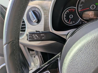 2018 Volkswagen Beetle 2.0T Coast