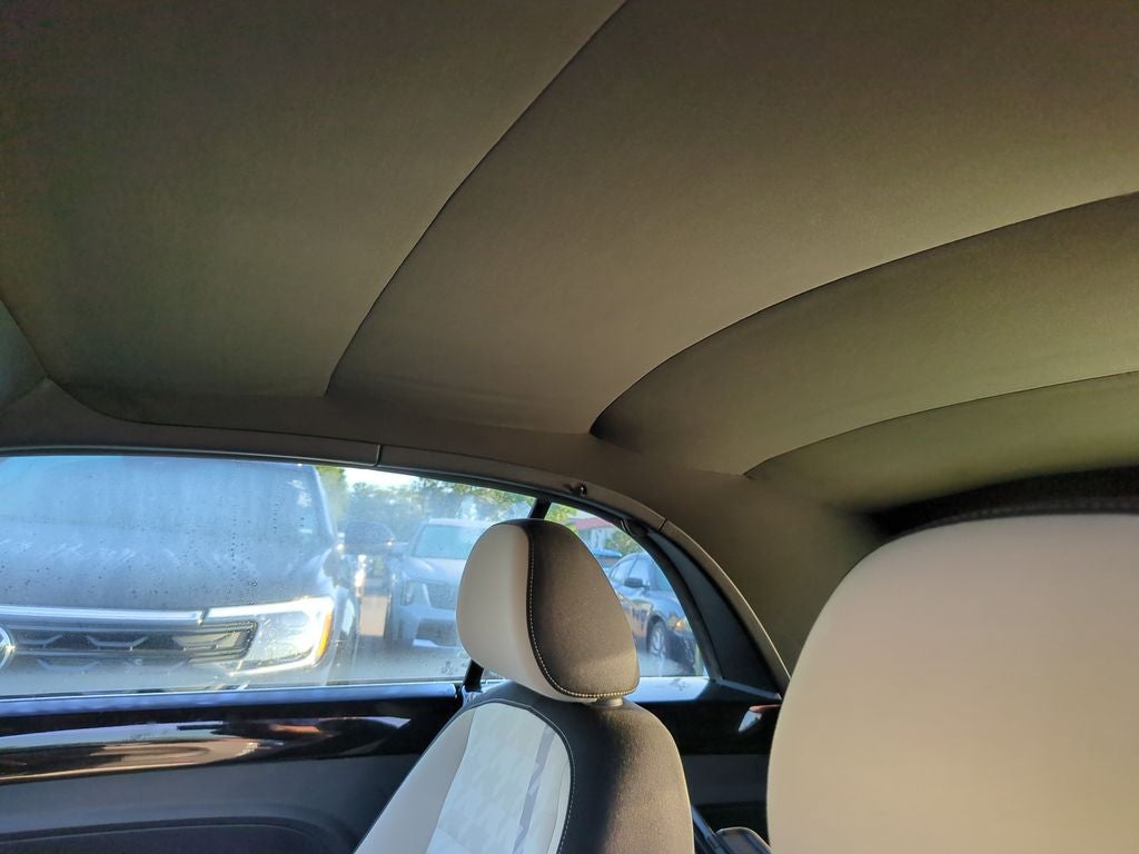 2018 Volkswagen Beetle 2.0T Coast